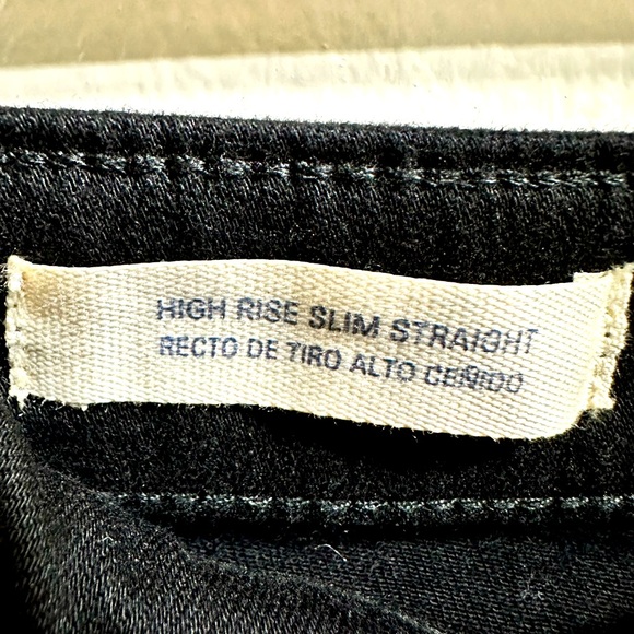 Universal Thread High Rise Slim Straight - Picture 4 of 4